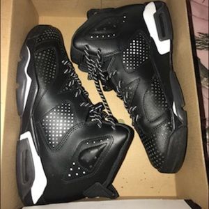 Air Jordan Retro 6 Youth Black Cat Sneakers